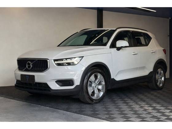 VOLVO XC40 2.0 T4 GASOLINA GEARTRONIC VOLVO XC40 2.0 T4 GASOLINA GEARTRONIC